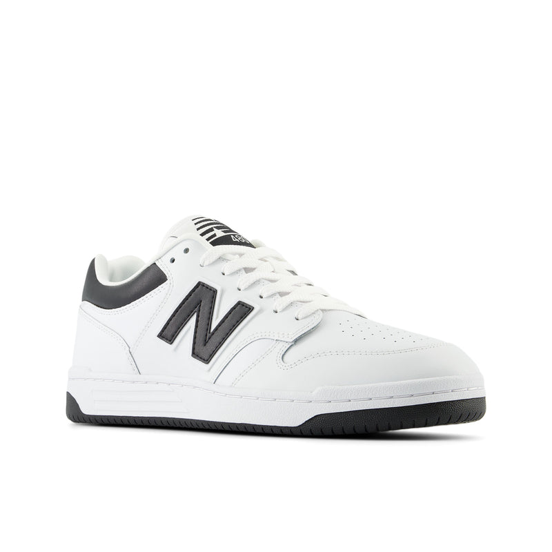 480 - White & Black