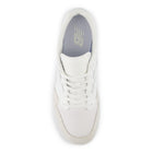 480 - White With Reflection