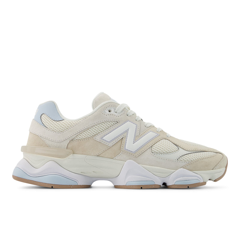 9060 - Bisque with frosted glass
