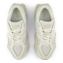 9060 - Mineral And Grey Matter